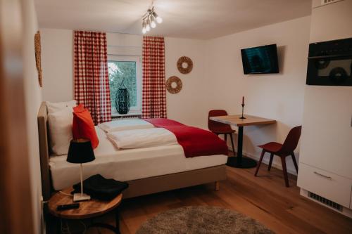 1 queen bed