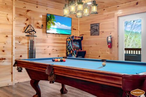 Heavenly Heights by Ghosal Luxury Lodging