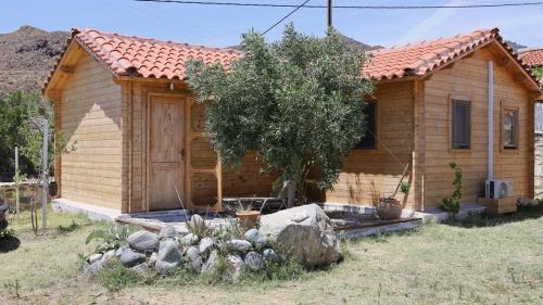 Petrakis Aris Beach Apartments Log Cabin No1 in Gortina