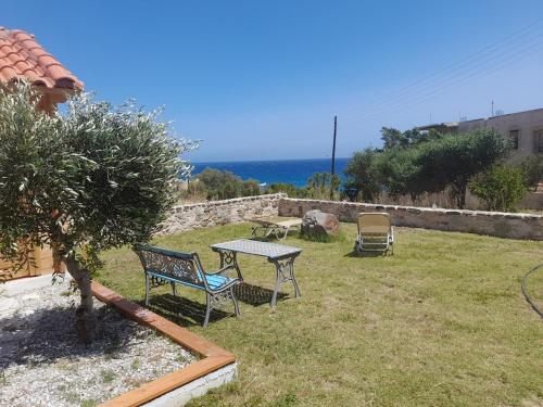 Petrakis Aris Beach Apartments Log Cabin No1 in Gortina