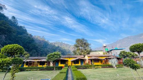 Kert, Camp Brook - Luxury Camping in Rishikesh in Paliyal Gaon