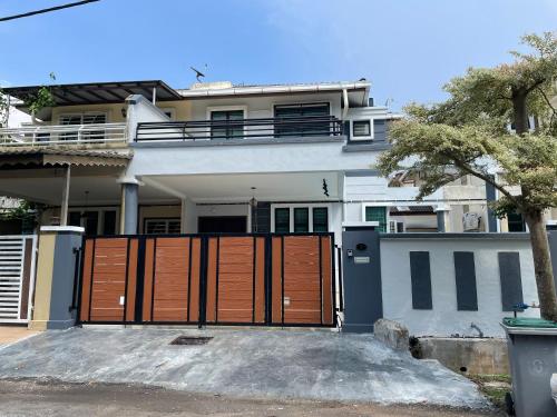 Exterior view, Melaqua Homestay Pool Melaka in Durian Tunggal