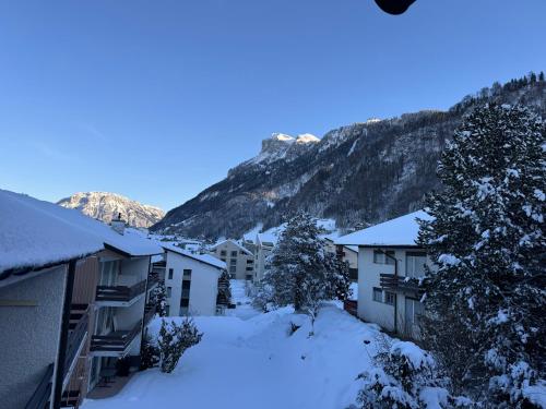 المنظر الخارجي, Feel Home Apartments 501 - Seeblick - Bergblick - Parkplatz in Emmetten