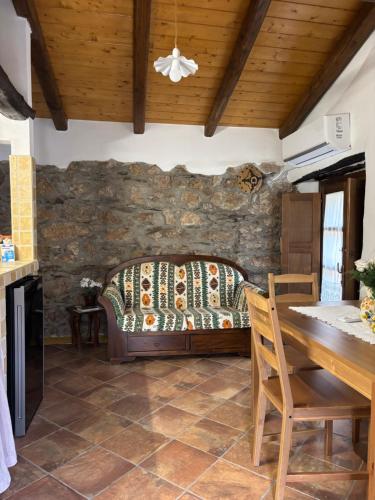 Osini Ecciu Home in Osini