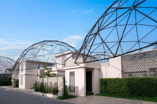 Taradol Premium Pool Villa