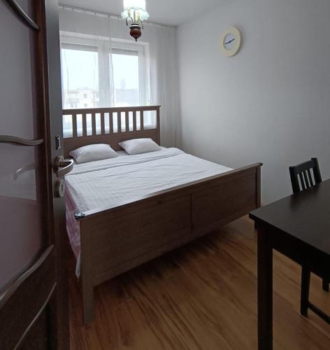 EUROPA22 "Hostel - prywatne 3 pokoje" lub "Apartament cały z 3 pokojami" - CENTRUM MIASTA Szybkie i Łatwe Zameldowanie 24h