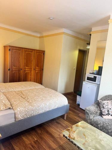 Landhotel Waldschänke Room Type - Double Room with Balcony