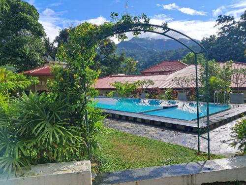 Sanctuary Resort in Rakwana