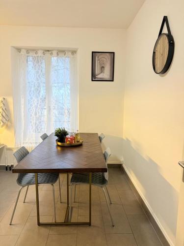 Veyrier Salève-Genève Pas-de-L'Echelle (Veyrier Saleve-Geneve Pas-de-L'Echelle) in Vessy