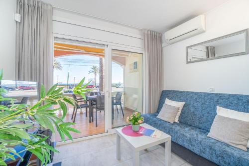 One-Bedroom Apartment image 5