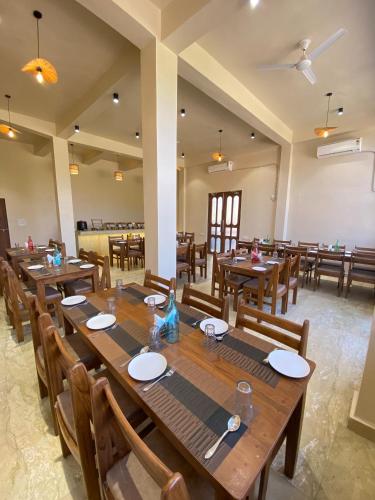 Restorāns, Eriline Resort in Madla