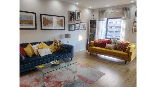 Fantastic Modern 2-Bed Flat in Lambeth - main image
