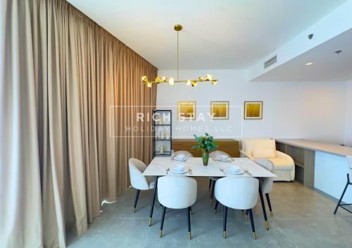 Exclusive 2BR in Stella Maris, City View,Marina, Dubai (photo 9)
