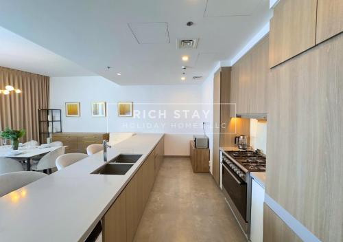Exclusive 2BR in Stella Maris, City View,Marina, Dubai (photo 10)