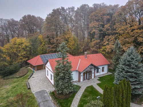 Haracsi Vendégház (Haracsi Vendeghaz) in Magyarlukafa