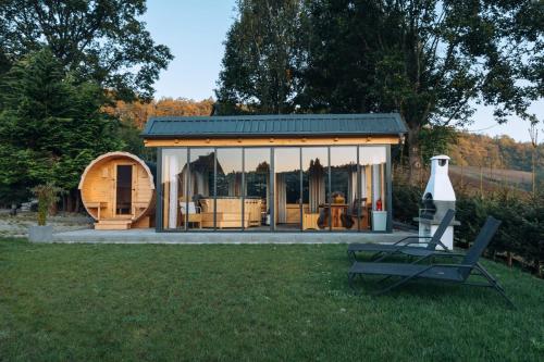 Boblebad, Kaszubska Kryjowka - Komfortowy 8 osobowy Domek w sercu Kaszub - Jacuzzi, Sauna, Rowerek Wodny, Jezi in Suleczyno