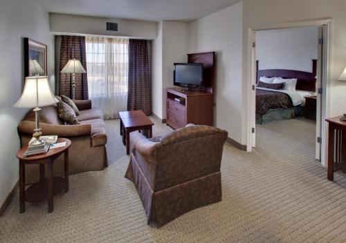 Staybridge Suites Rockford Hotel