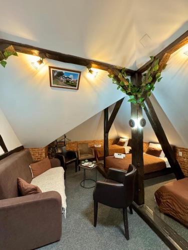 Piroćanac Hotel Rooms with restaurant - image 14
