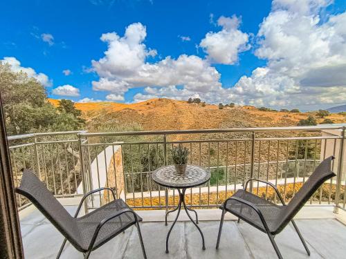 Achlades The Mountain Paradise Villas - Suite with a Private Jacuzzi, Pool, and a Balcony with an Am in Keramies