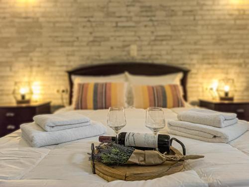 Achlades The Mountain Paradise Villas - Suite with a Private Jacuzzi, Pool, and a Balcony with an Am in Keramies