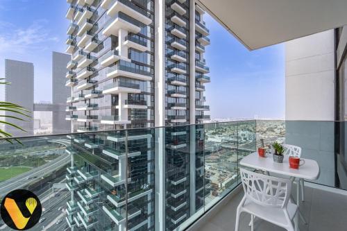 Vogue Al Wasl 1 Residence East - Stunning 24th Floor View of Glow Garden, Near Metro, with Easy Access to Sheikh Zayed Road & Dubai World Trade Centre, Dubaj (fotografie 5)