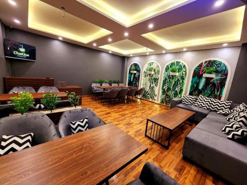 Restorāns, Motorway Majesty Suites in Islamabad galvaspilsēta