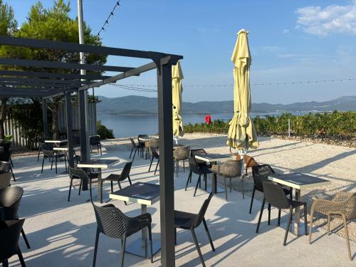 Olive Tree Apartment in Komarna
