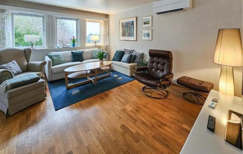 Impresionante Casa De 4 Dormitorios En (4 Bedroom Awesome Home In Sandefjord) in Sandefjord