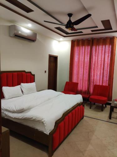 AL Fateh Hotel – Lahore, WI