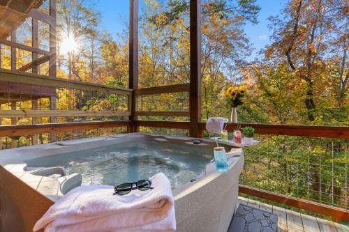 Elegant Elite Estate By Ghosal Luxury Lodging in Pigeon Forge, USA