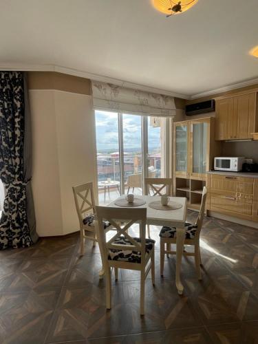 Penthouse Apartment image 7