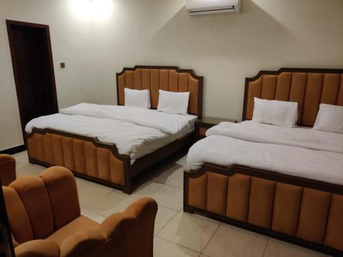 AL Fateh Hotel – Lahore, WI