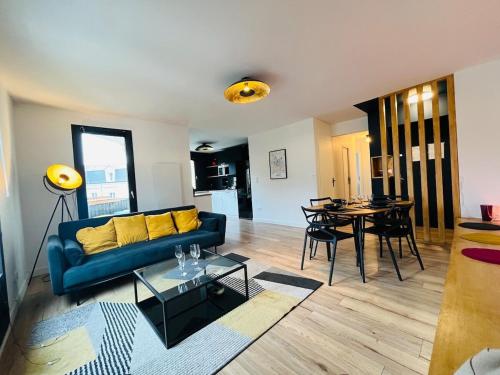Létesítmények, Casa Amarelo in Saint-Serge
