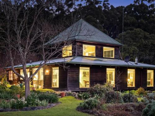 Pemberton Forest View Retreat