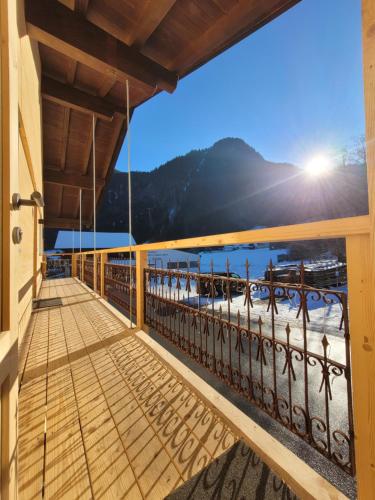 ระเบียง/ชานเรือน, Haus Idili in กัลเกนุล