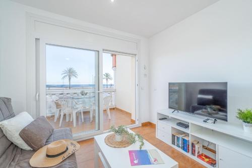 Apartment with Sea View image 8