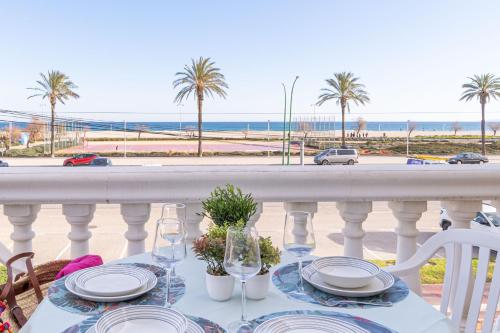 Apartment with Sea View image 2
