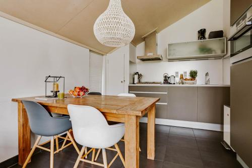 Kitchen, Dutchen Vakantiepark Buiten Bergen in Aagtdorp
