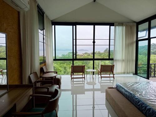 Rabbit Bungalow in Koh Phayam (Ranong)