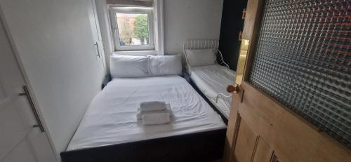 Apartment image 9