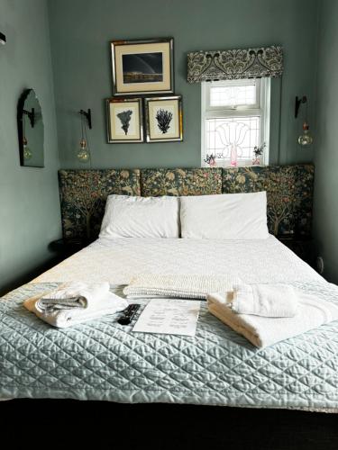 1 double bed