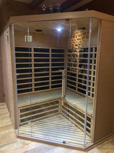 Domaine de Vandenesse Et Spa in โวก็ออต