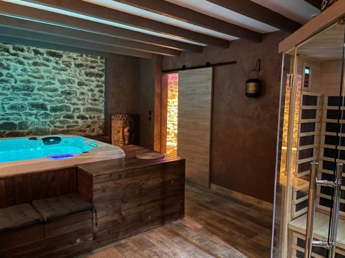 Domaine de Vandenesse Et Spa in โวก็ออต