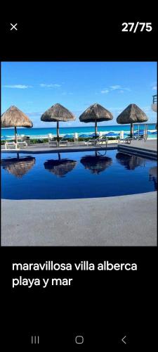 Ocean view front beach villa, Cancún (photo 3)