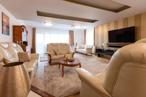 Balaton Fantasy Villa 2