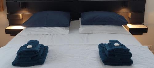 Bickersbed – Amsterdam, NY