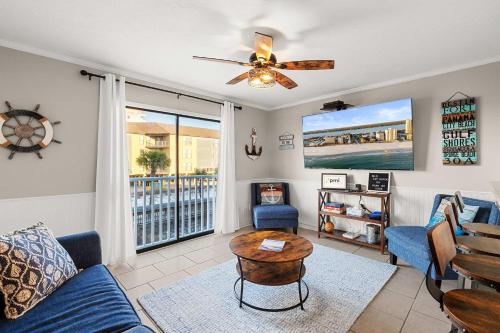 Beachfront - 2 Bedrooms - Big Screen TV, Gulf Shores (Foto 3)
