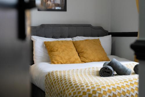 Two-Bedroom Apartment image 10