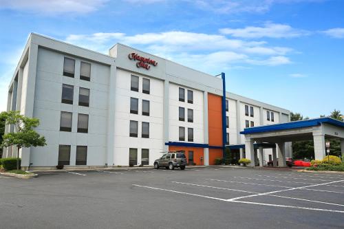 Hampton Inn Bordentown - image 9