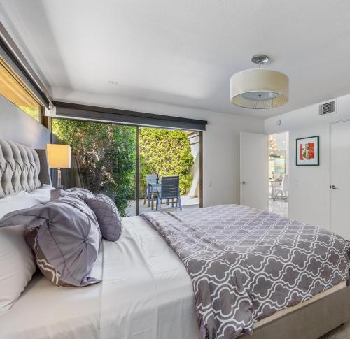 Martini Modern by ACME House Company
